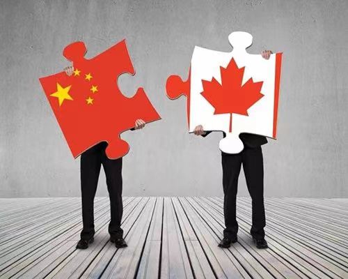 对于移民朋友们来说，除了个人财务的安排和税务的策划外，有一个重大的问题，就是关于退休养老的。相信这几年过来的新移民朋友们都正值中年，在国内养老金交到半截，移民到加拿大一切从零开始，那么如何科学合理地规划加拿大退休养老收入则刻不容缓。