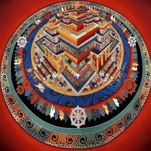 传统上，坛城沙画只在灌顶过程中开放给受法弟子看，后来才选择性的对社会大众公开。据说，只要观想坛城就能得到内观或内在的平静，见到坛城的人，可以和诸佛、菩萨本尊建立很深厚的因缘。